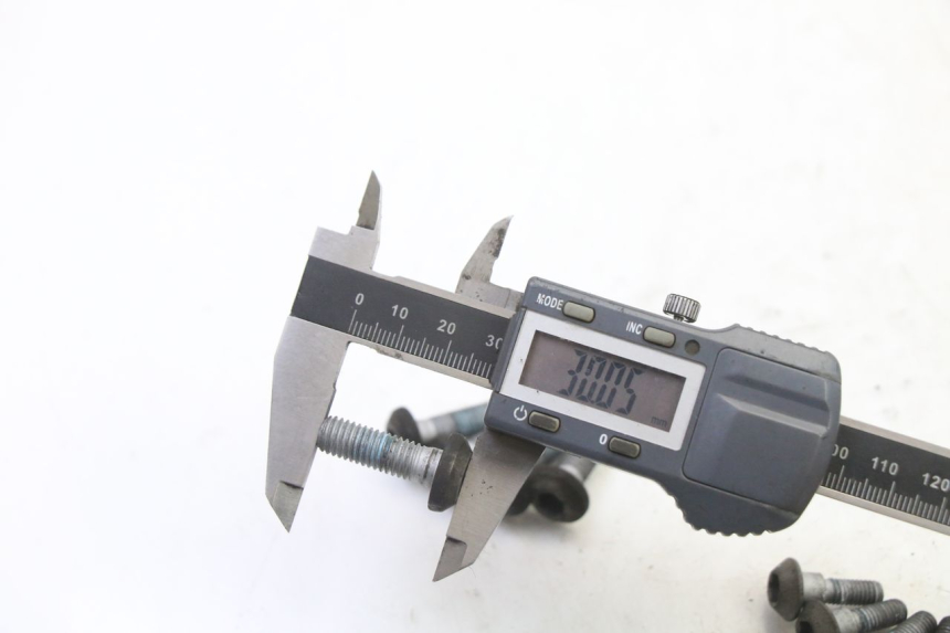 photo de BREMSSCHEIBENSCHRAUBE YAMAHA XJ6 ABS 600 (2008 - 2016) - Alternative Perspektive