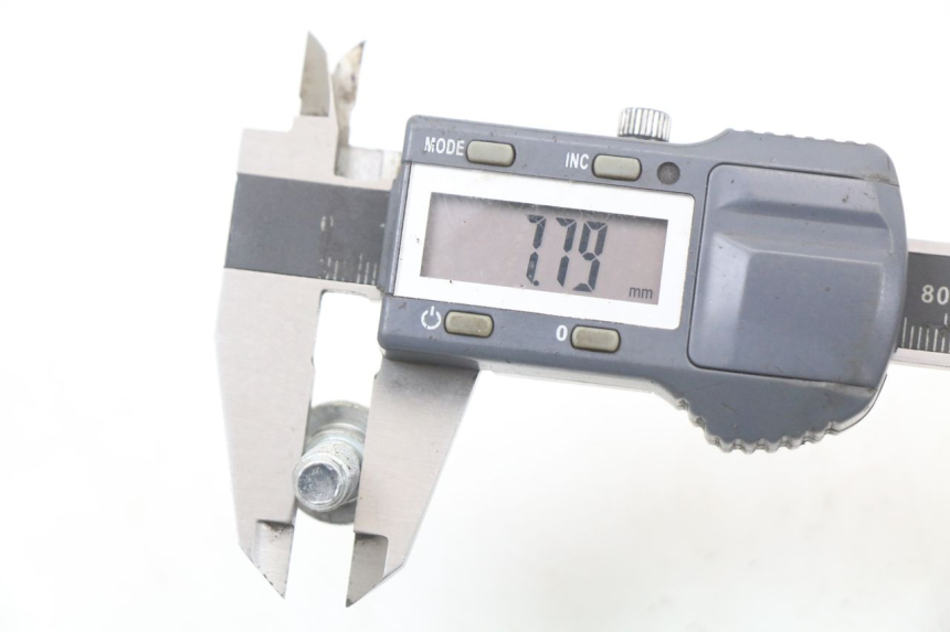 photo de BREMSSCHEIBENSCHRAUBE HYOSUNG XRX 125 (2000 - 2008) - Technische Nahaufnahme