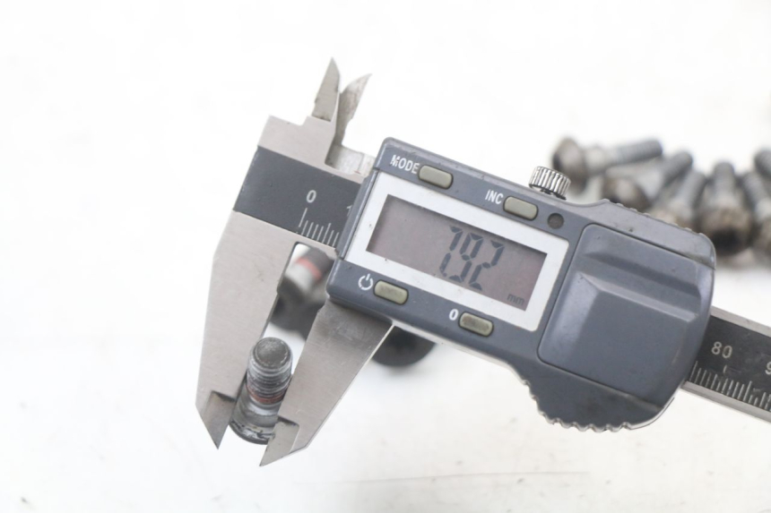 photo de BREMSSCHEIBENSCHRAUBE YAMAHA FZ1 FAZER 1000 (2007 - 2009) - Gesamtansicht des Produkts