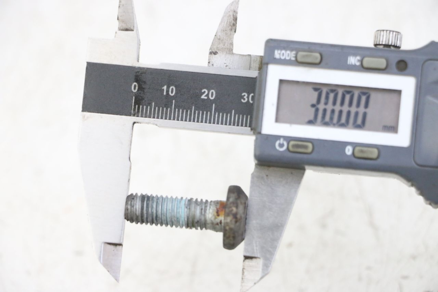 photo de BREMSSCHEIBENSCHRAUBE YAMAHA FZS FAZER 600 (2001 - 2003) - Detailansicht des Bauteils