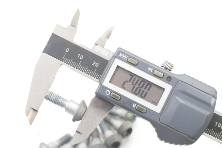 photo de BREMSSCHEIBENSCHRAUBE YAMAHA TRACER 7 700 (2020 - 2024) - Kennzeichnungen und Originalreferenzen