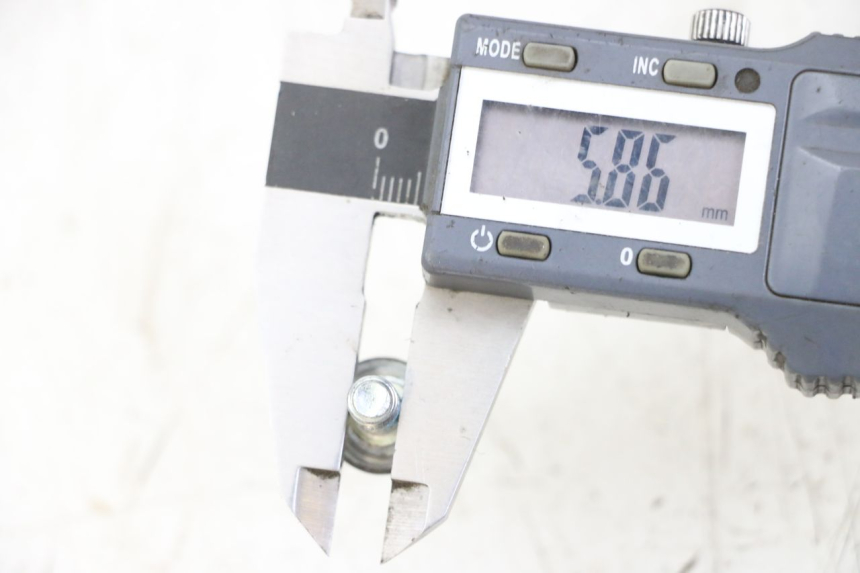 photo de BREMSSCHEIBENSCHRAUBE YAMAHA X-MAX XMAX ABS 250 (2010 - 2014) - Zoom auf Gebrauchszustand