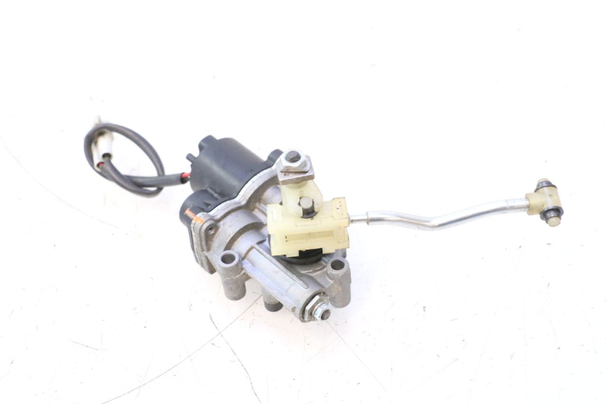 photo de LUFTKLAPPEN YAMAHA YZF R6 600 (2008 - 2009) - Detailansicht des Bauteils